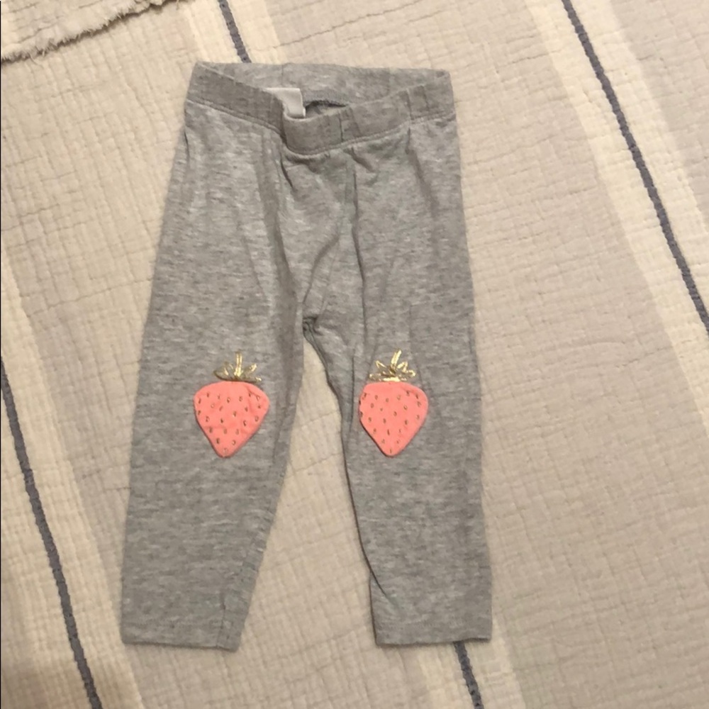 Gray strawberry knee leggings
